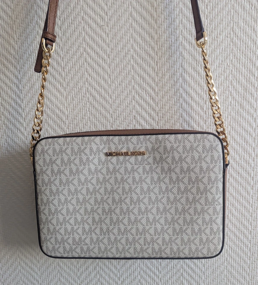 Michael Kors rectangular crossbody bag white grey brown gold chain strap - Photo 1/4