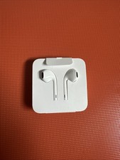 Original Apple iPhone EarPods Lightning Headset Earbuds Earphones Headphones New