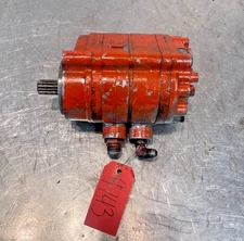 1966 Allis Chalmers 190 XT Gas Tractor Hydraulic Pump
