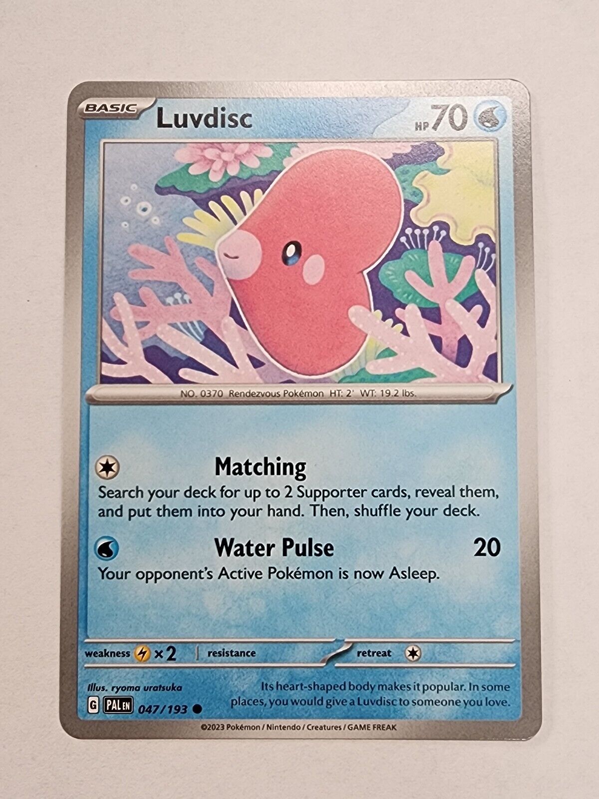 Carta Pokémon - Luvdisc 47/193 - Evolução em Paldea - Copag em Promoção na  Americanas