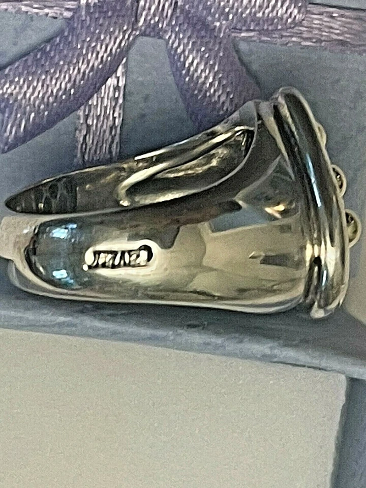 Caviar 18K Yellow Gold and Sterling Silver 925 Heart Ring & Matching Earrings  - Image 4 of 4