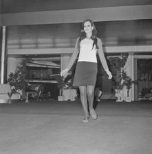 Vintage UNIDENTIFIED MODEL Original B&W 120 Film Negative