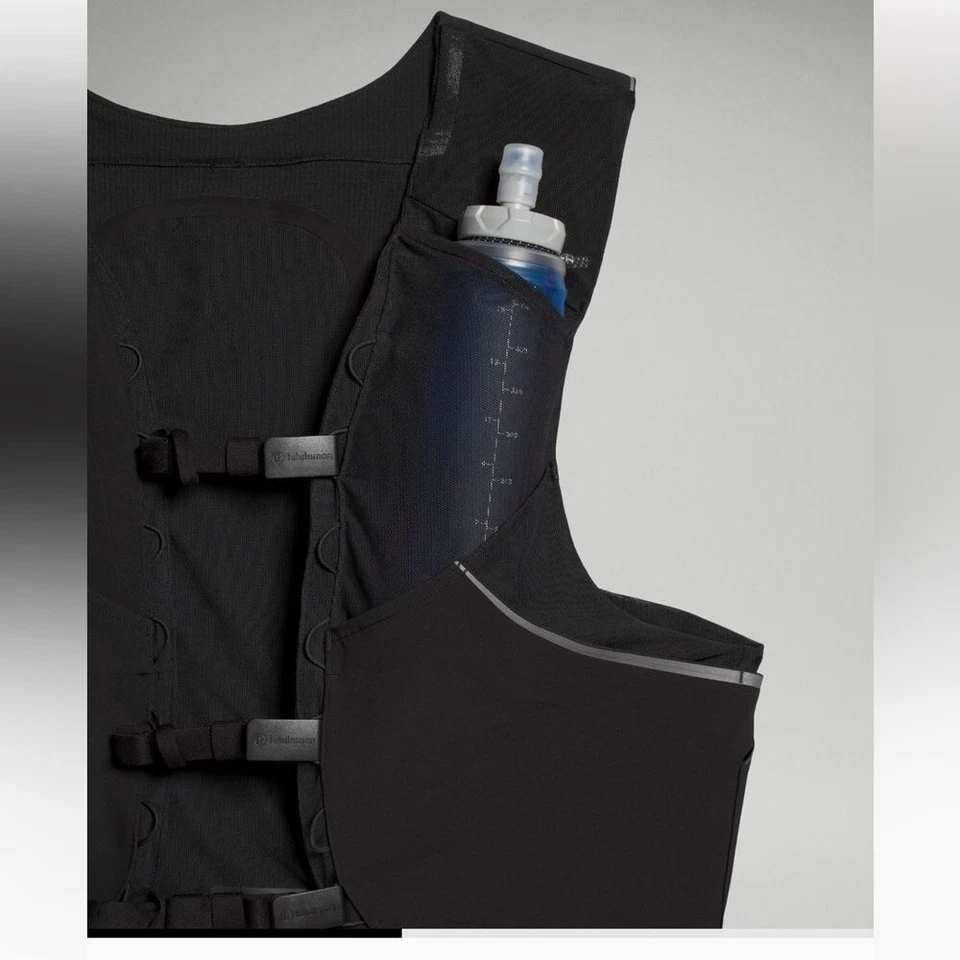 Chaleco Lululemon Fast and Trail Running talla XS/S NUEVO CON ETIQUETAS NEGRO $138 Foto 4 de 4