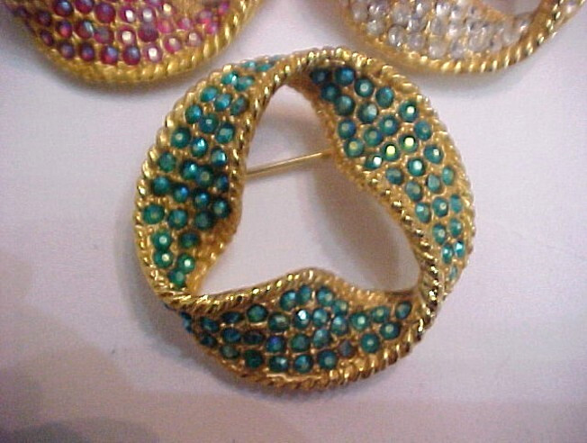 Art Nouveau Dodd's 11 W 30 St Inc. Gold-Plated Swarovski Rhinestone 3 Brooch Set View 4