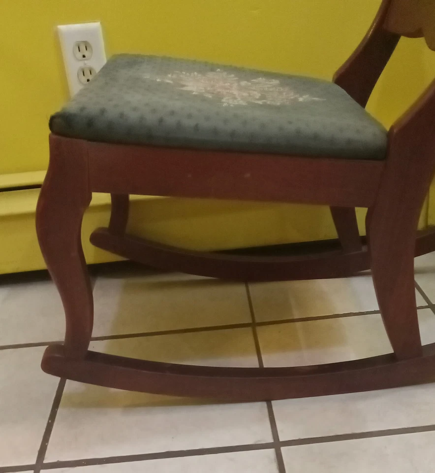 Vintage Nursery/Sewing Rocking Chair Original  Needpoint Rose Embroidered Seat. - Image 4 of 4