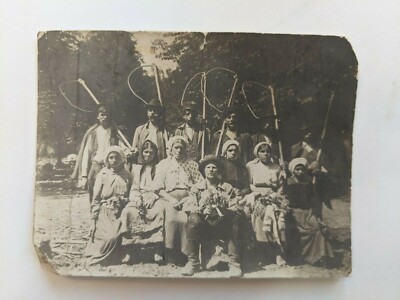 Photo Photograph Farmers Holding Scythes / Tools, Family, Vintage Antique