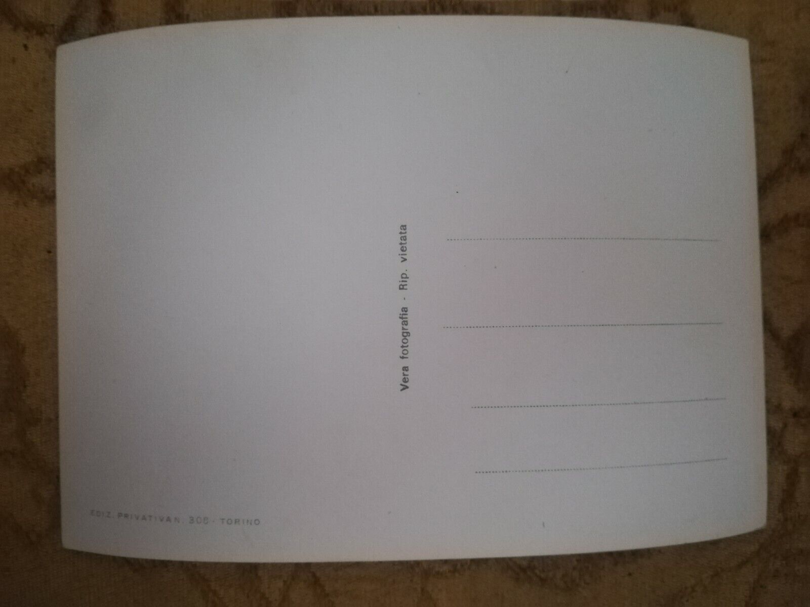 Foto 2 di 2
