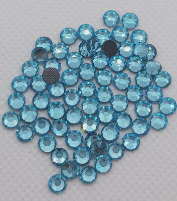 Hotfix Strasssteine Aquamarine, AAA-Qualität, Menge und Grösse wählbar