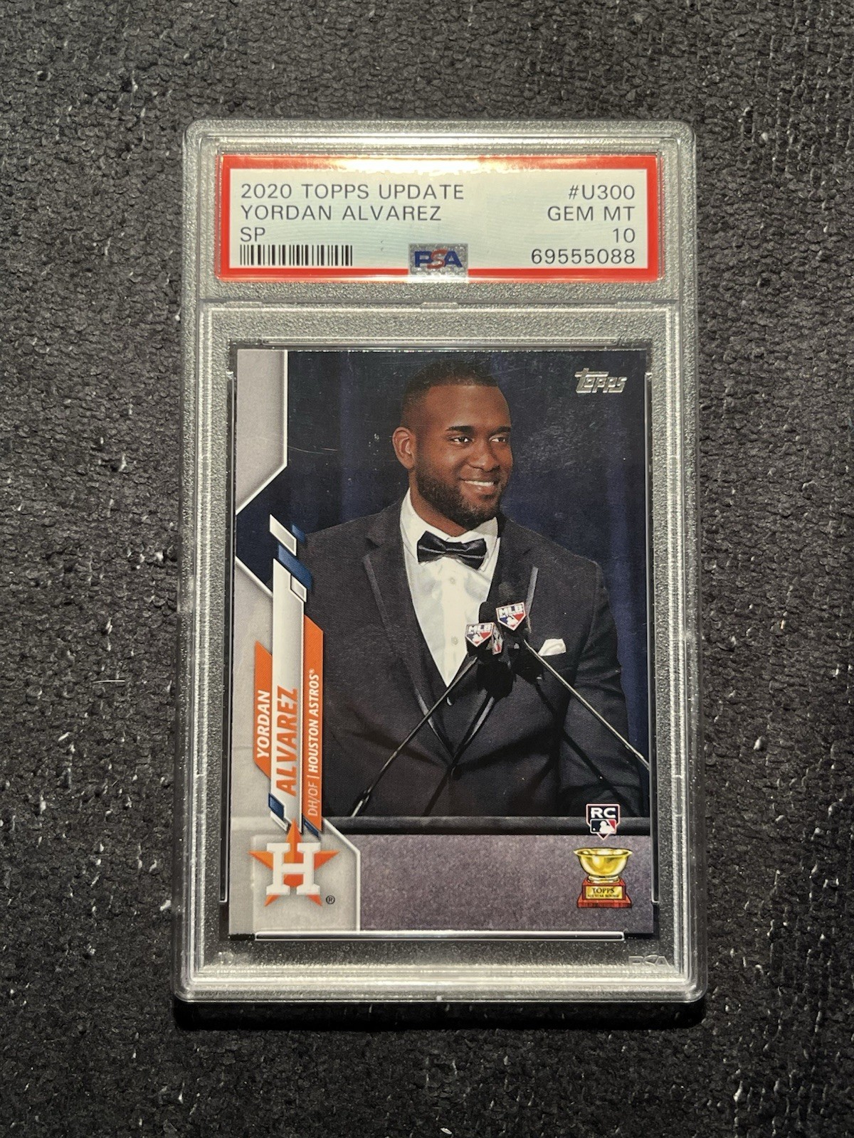 2020 TOPPS UPDATE SP #U300 YORDAN ALVAREZ PSA 10