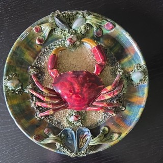 Vintage Pallisy Majolica style crab on seabed wall plate 18cm diameter