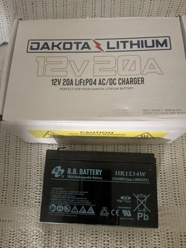 Dakota Lithium 12V 20A LiFePO4 Smart Charger + Rechargeable Battery HR1234W