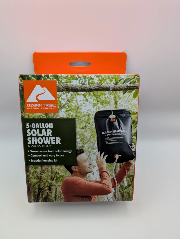 Lote de camping - Ozark ducha solar de 5 galones y 45' de línea trenzada de diamante de 1/8" - Foto 2 de 4