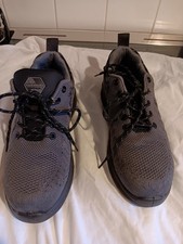 Catering Non-Slip Safe Shoes  Size 5