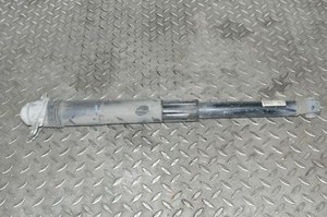 VW GOLF MK7 1.6 TDI 2015 RHD STOSSDÄMPFER HINTEN RECHTS 5Q0512013EK