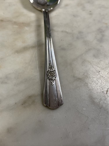 Vintage Wm Rogers 1940 Desire Silverplate Flatware Tablespoon Soup Replacement - Picture 2 of 3