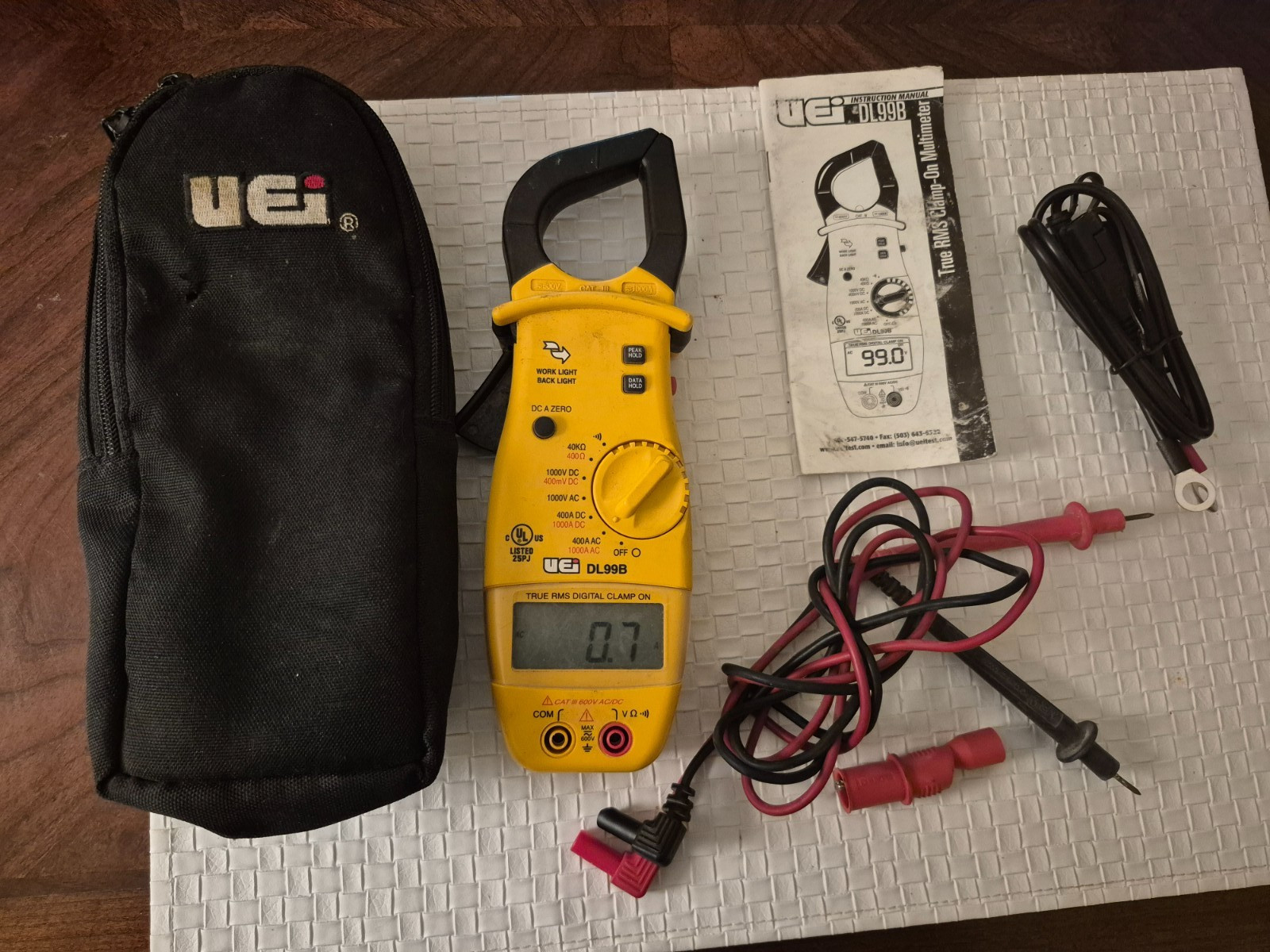 UEI DL99B True RMS Digital HVAC Clamp Meter With Case