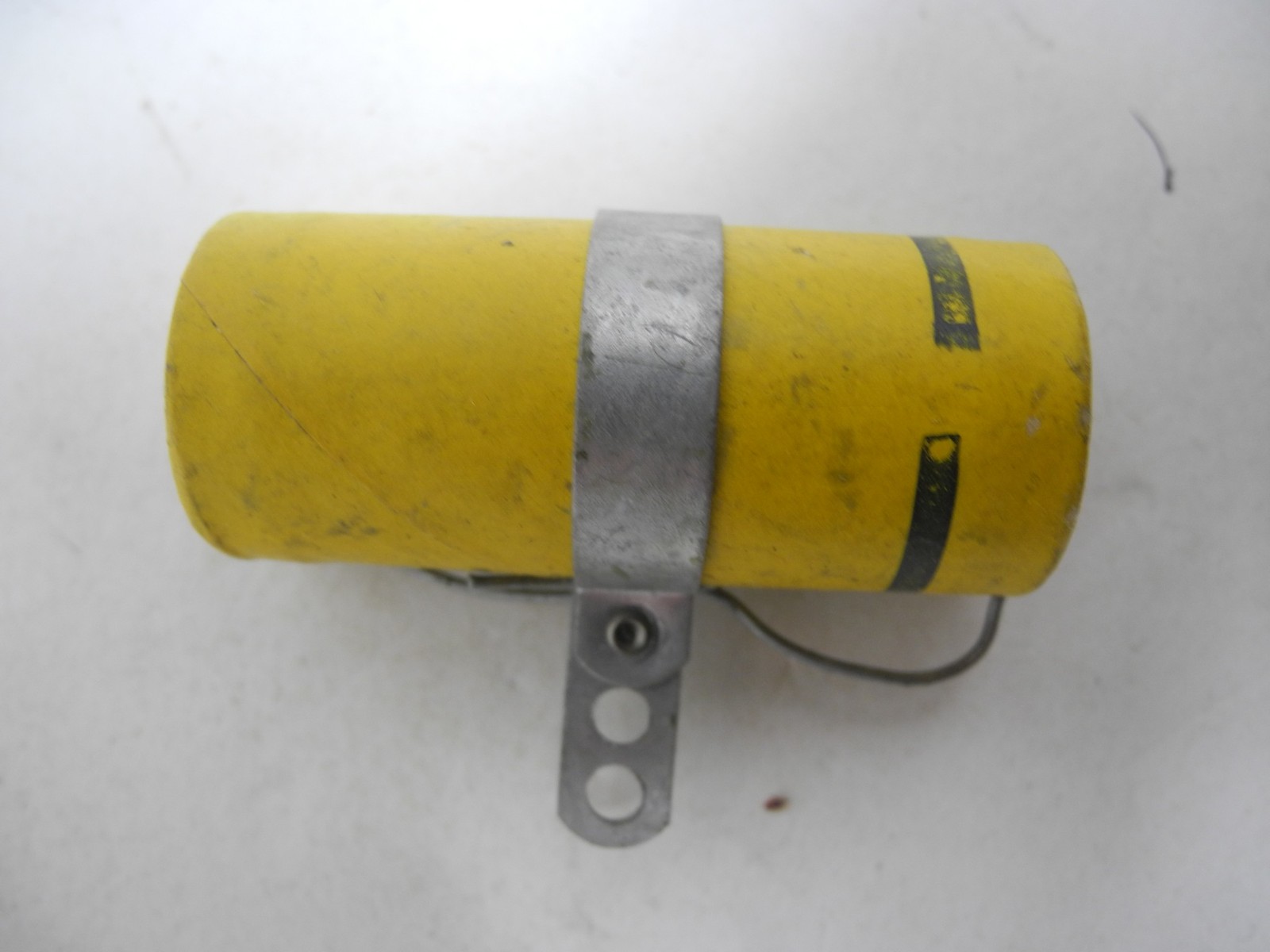 Aerovox Capacitor 2089M .05 MFD 2000 V with Box New Old Stock