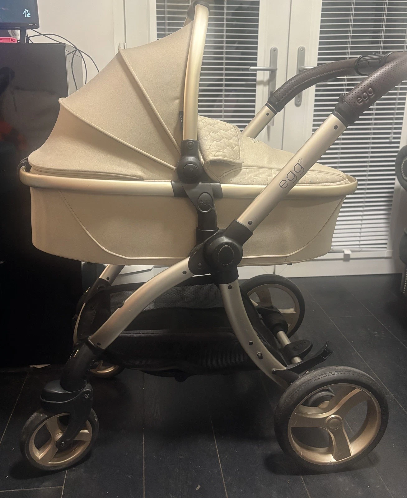Egg2 Pram In Feather Geo With carrycot