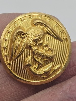 W B Co Serial No 176 US Navy Eagle Anchor Coat Button Gilt Waterbury