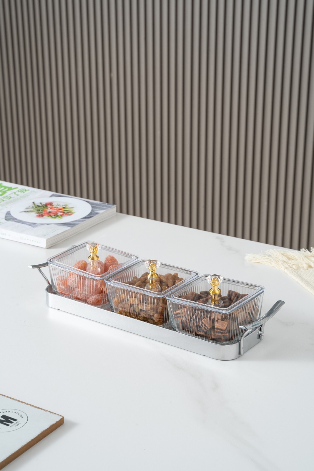 3-й, 4-й, 6-й этажный стеклянный зал для сервировки столовых приборов