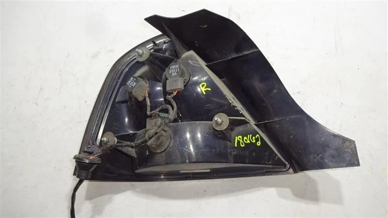 Passenger Tail Light Qtr Panel Mounted 3 Bulbs Fits 98-02 GRAND MARQUIS 649331 Foto 4 de 4