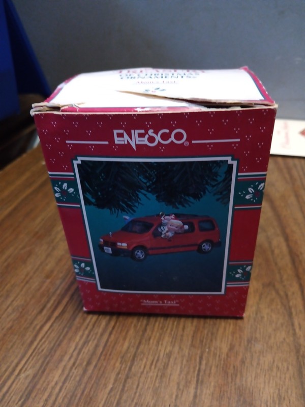 Enesco Mom’s Taxi Dodge Caravan Ornament  Vintage Treasury of Christmas