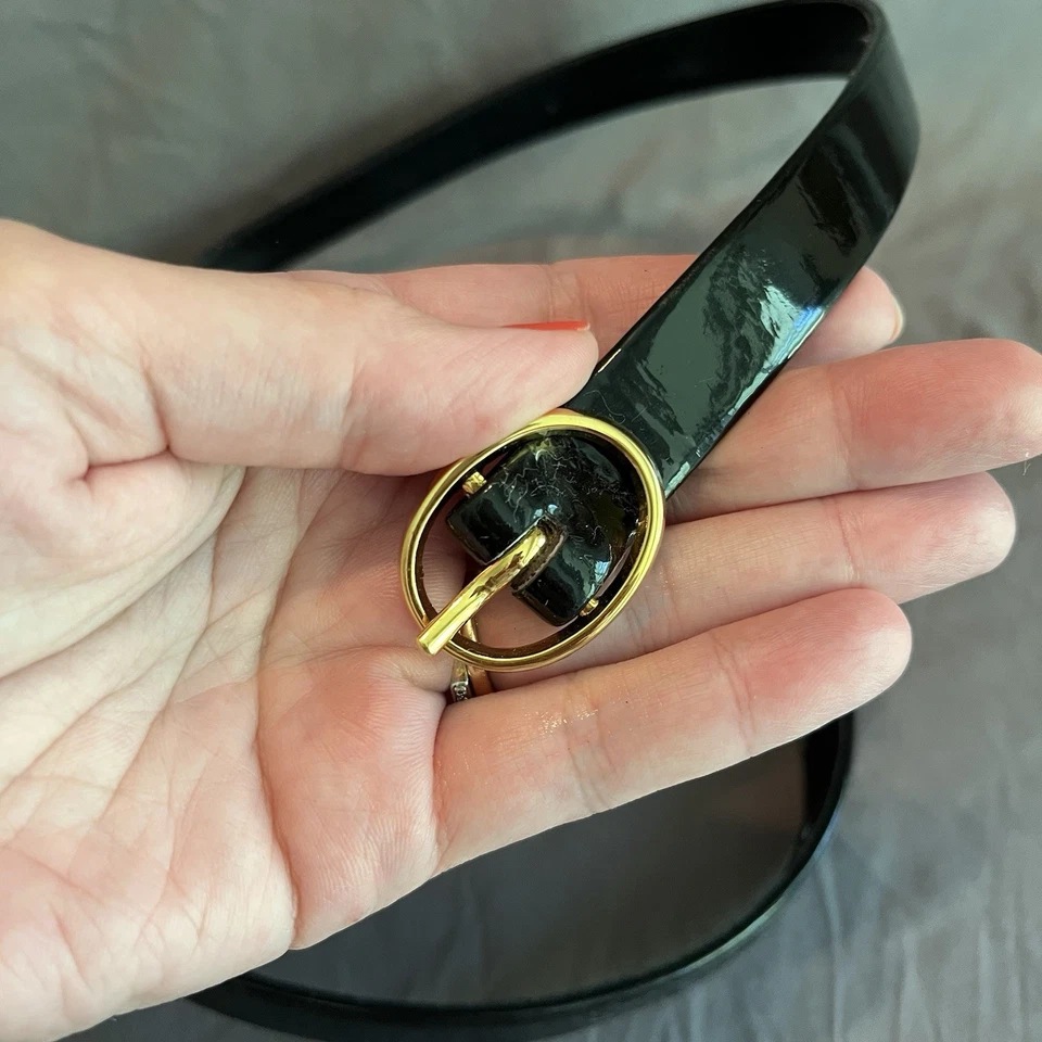Vintage 90s St. John Patent Leather Black Belt Gold buckle Womens SMALL Sz 4 EUC - Image 2 of 4