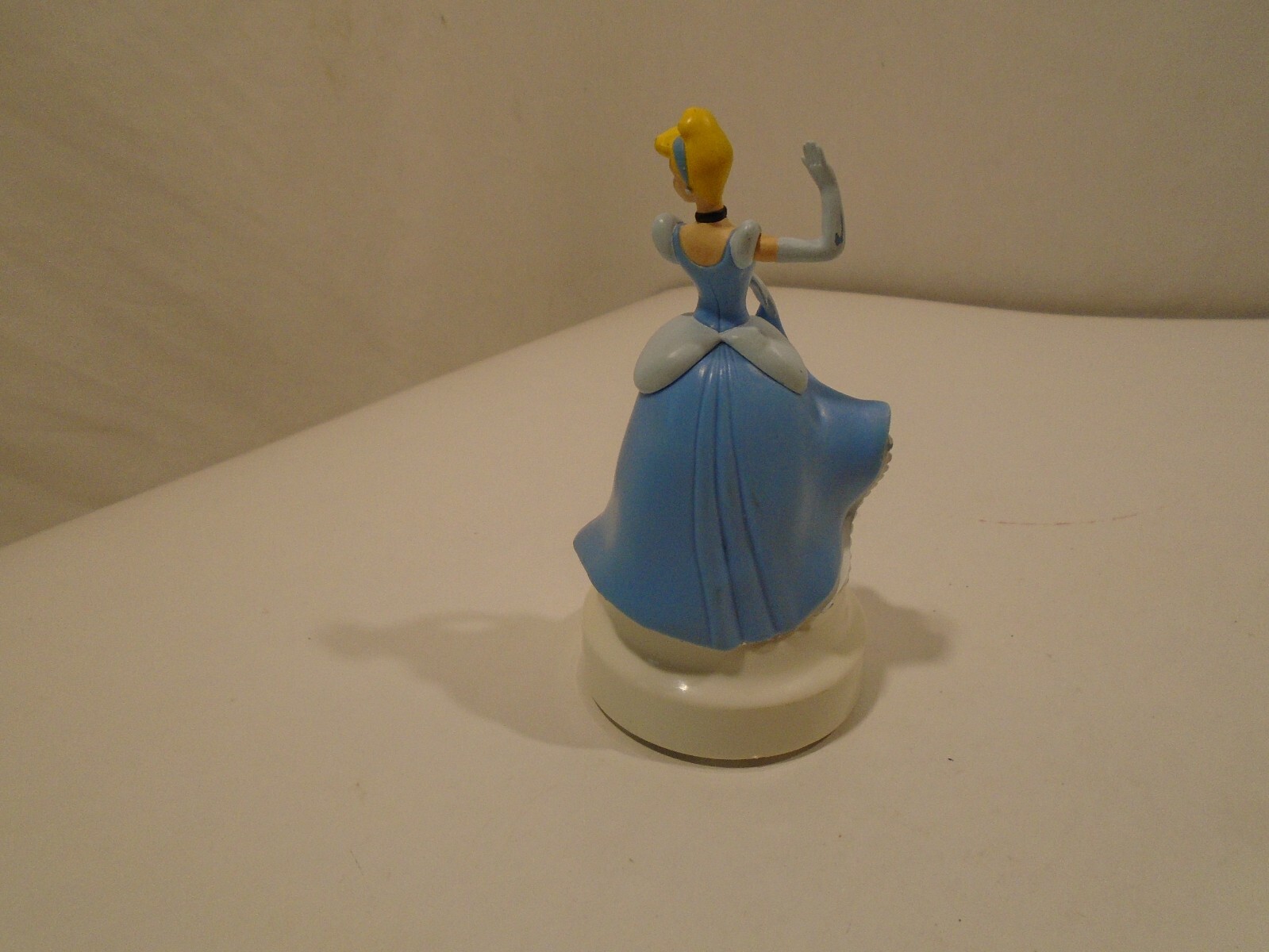Picture 5 of 6