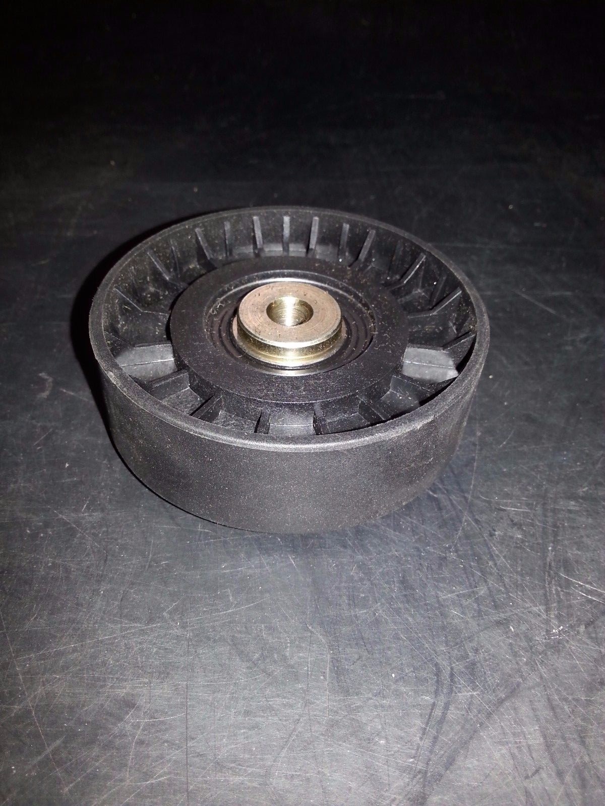One URO Drive Belt Tensioner Pulley 7598634 for SAAB 9000 for sale