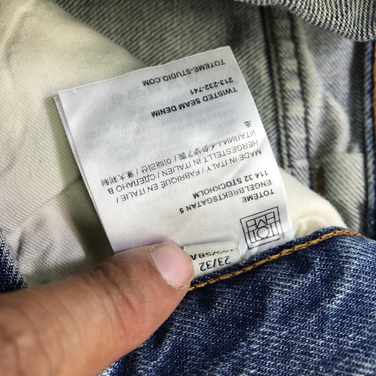 RiNe Toteme Jeans Womens 23 x 32 Denim Pant Twisted Seam Jeans Blue