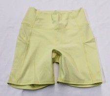Fabletics Women's Oasis High-Waisted Pocket 6" Shorts AC2 Light Pear Small NWT