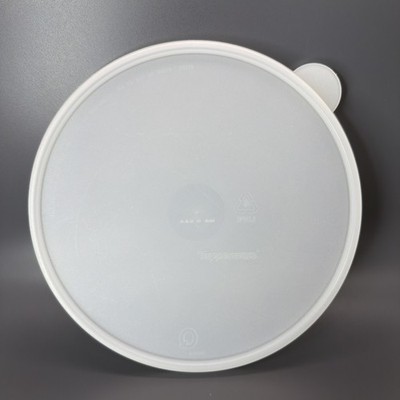 Tupperware ''Q'' Round  Tab 8.25'' Sheer White Replacement Seal Lid #2578 NOS
