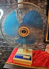 VINTAGE SAMSUNG BLUE GALAXY 3-SPEED 20" OSCILLATING TABLE FAN 1980"s Sf-1600A