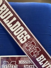 MISSISSIPPI STATE BULLDOG STREET SIGN  MISSISSIPPI STATE BULLDOGS LICENSE PLATE
