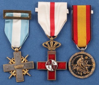 Spain Pre 1936 Military Merit Vanguard War Cross Medal Group 3 Pieces