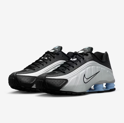 【未使用 箱付き】NIKE SHOX R4 BLACK/ SILVER Nike Shox R4 Metallic Silver Black Psychic Blue | eBay