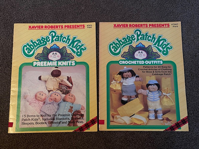 2 Vtg Cabbage Patch Kids Dolls Knitted & Crochet Pattern Books Outfits Preemies