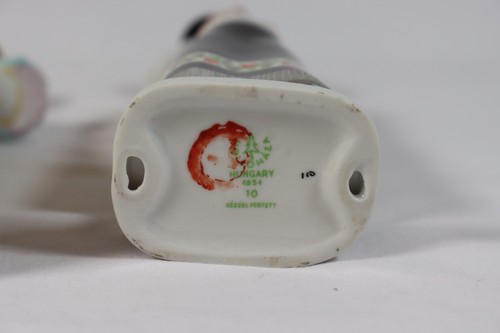 Statuine Coppia Tradizionale Vintage HOLLOHAZA Ungheria Porcellana Arte Popolare Tradizionale NUOVE - Foto 10 di 10