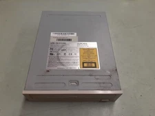 LITE-ON IT LTR-24102B CD-RW IDE Drive Gateway 5502140 - Beige Bezel