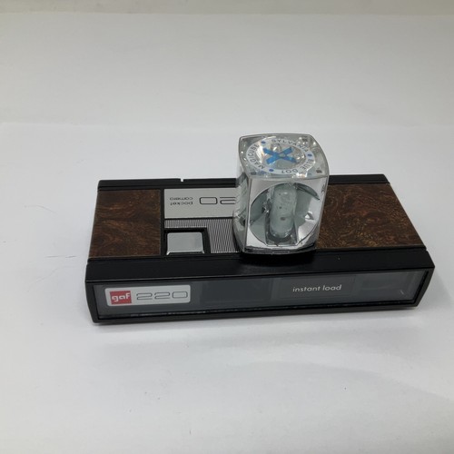 GAF 220 Pocket Camera with Sylvania Magic Cube Blue Dot - Vintage Collectible