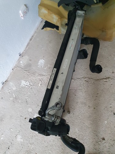  Bmw E87 120d Kühlerpacket Komplett  - Bild 1 von 7