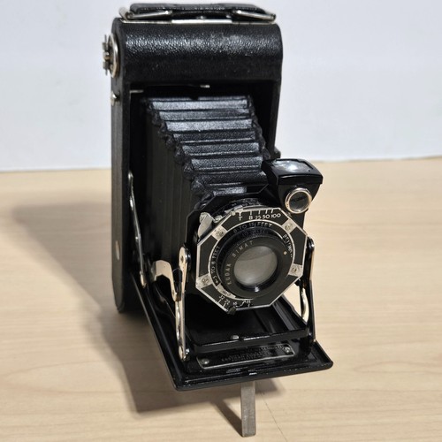 Vintage Kodak Junior Six-20 Series II Folding Camera - Picture 2 of 8