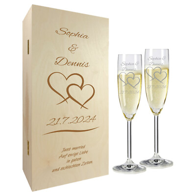 Geschenkset Hochzeit Sektgläser personalisiert Holzbox Zwei Herzen 2er