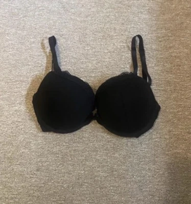 New Look Black Padded Bra Size 32DD - Image 1 of 3