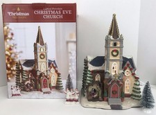 Iglesia de Nochebuena Árbol de Navidad Tiendas Iluminado Porcelana Pueblo Edificio