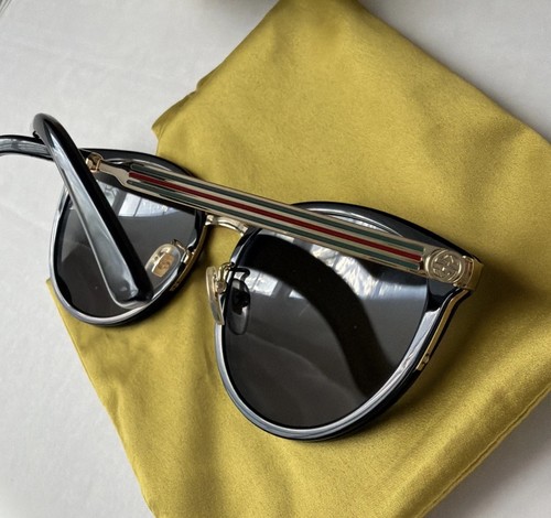 Lunettes de soleil GUCCI ligne sherry ligne sangle noir or durwar excellent état - Photo 3/5