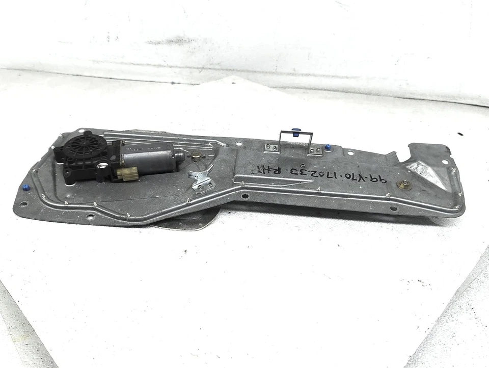 1998-2000 Volvo V70 Front Passenger Window Regulator & Motor  91527242 - Image 2 of 4