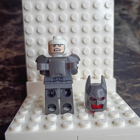 Lego DC Armored Batman Super Heroes Minifigure Torso Cracked Dawn Of Justice