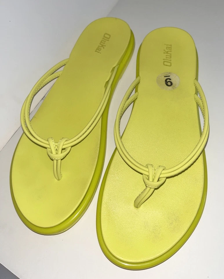 Sandalias chanclas Olukai Aka amarillo citrón para mujer talla 9 ¡usadas dos veces! Foto 3 de 4