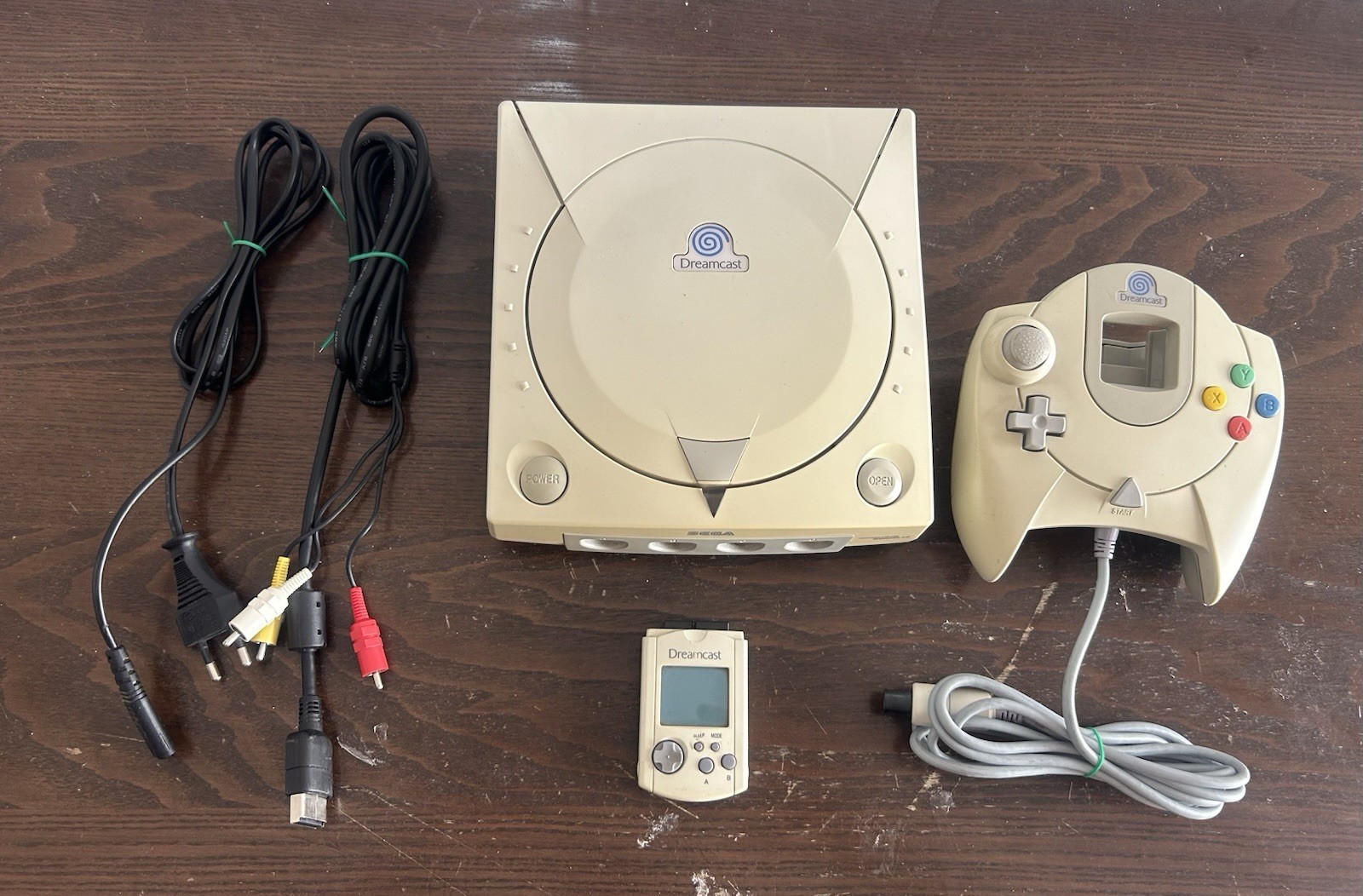 CONSOLE SEGA DREAMCAST PAL + VMU MEMORY
